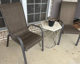 Outdoor Sling Lounge Chairs with Side Table