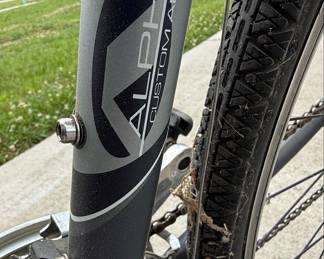 Trek 7200 Multitrack Hybrid Bicycle