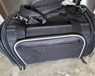 Smiling Paws Pets Expandable Pet Carrier