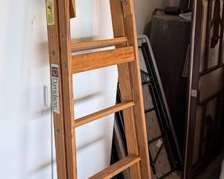 Davidson Wood Ladder