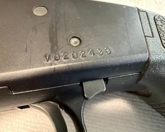 Mossberg 500 12 Gauge Pump Action Shotgun