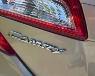 Toyota Camry LE Sedan second image