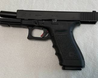 Glock 21 Gen 4 .45 Auto Pistol