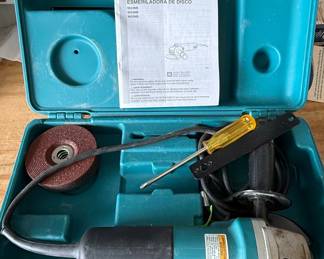 Makita 9554NB Angle Grinder