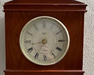 Stiffel Quartz Mantel Clock