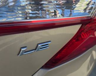 Toyota Camry LE Sedan third image