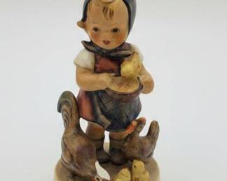 Hummel "Feeding Time" Figurine #199