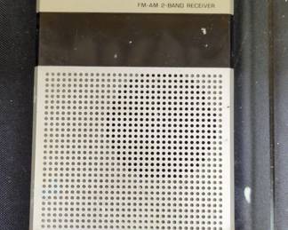 Panasonic RFD Mr. Thin AM or FM Portable Radio second image