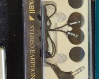 Maxell Stereo Earphones