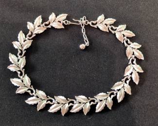 Coro Silver Tone Leaf Link Necklace