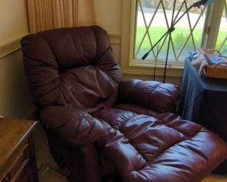 LaZBoy Recliner second image