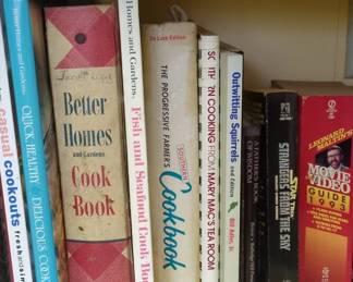Collection of Vintage Readers Digest Condensed Books and Cookbooks fourth image