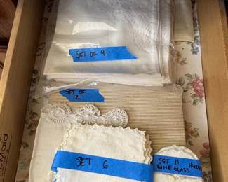 Embroidered Linen Napkins and Wine Glass Holders Set