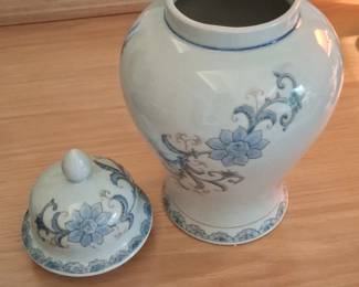 Andrea by Sadek Blue and White Floral Ginger Jar second image