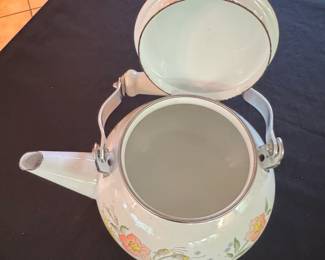 Vintage Temptations Enamelware Kettle  Floral Pattern second image