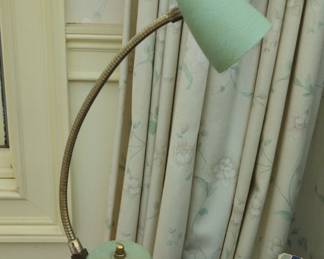 MidCentury Modern Eagle HiLite Gooseneck Desk Lamp