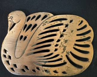 Himark Swan Trivet