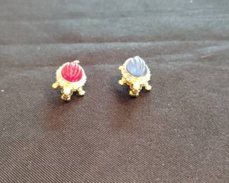 Turtle Brooch Set with Simulated Gemstones