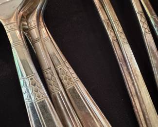 William Rogers Silver Plate Flatware Set third image