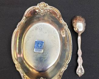 International Silver Relish Set second image