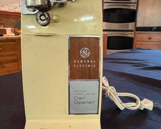 General Electric Automatic Can Opener