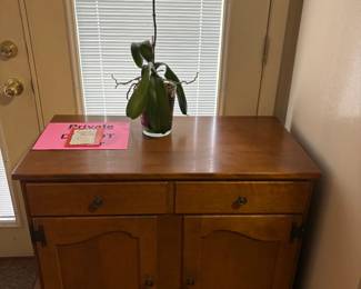 Ethan Allen Buffet Table