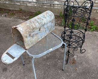 Garden tool box or Bird House