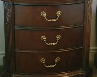 PRESALE - $75 PRICED EACH - TWO MATCHING QUAILTY BROYHILL LIKE NEW NIGHT STANDS 29"W X 18"D X 30"W