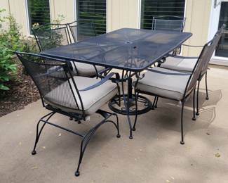PRESALE - $350 QUALITY SLEEK CONTEMPORARY LIKE NEW WROUGHT IRON PATIO SET WITH 6 CHAIRS(2 ARE SPRING ACTION)