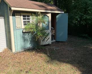 Shed -8x10- $1500- not wired for electric 