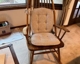 Wonderful early American rocking chair
