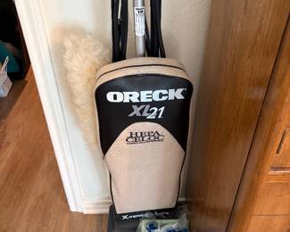 Oreck XL21 Vacuum 
