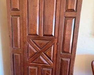 Armoire