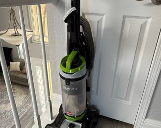 Bissell CleanView Swivel Pet Upright Vacuum Cleaner