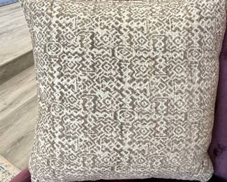 Decorative Throw Pillow with Geometric Pattern