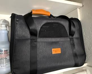 Morpilot Soft-Sided Pet Carrier