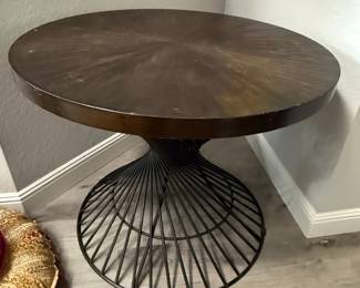 Modern Swirl Pedestal Accent Table