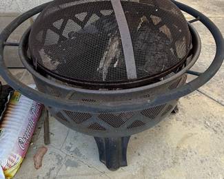 Sunnydaze Decor 30" Wood Burning Fire Pit with Cross Weave Design