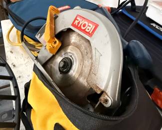 Ryobi CSB140LZ 7-1/4" 13 Amp Circular Saw with Case