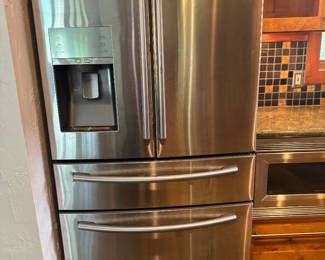 Samsung Fridge $500