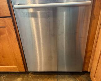 BOSCH Dishwasher $300