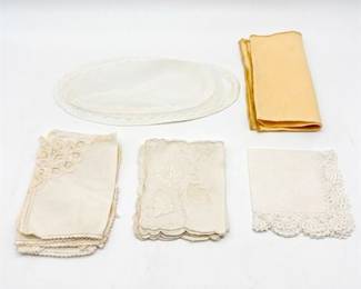 Group of Vintage Linen and Lace Table Linens