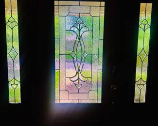Stained glass front door can not be removed till after sale