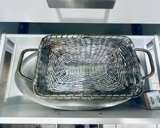 Bread baskets,