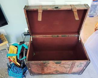 World map trunk with leather straps