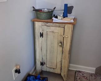 Small vintage shabby chic cabinet