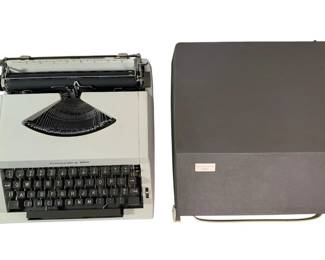 Vintage Commodore 2000 Portable Typewriter With Case Manual Office Retro Writing Machine