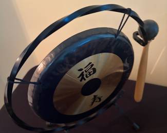 Table top gong