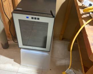 Wine cooler