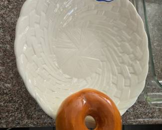 Bagel serving dish